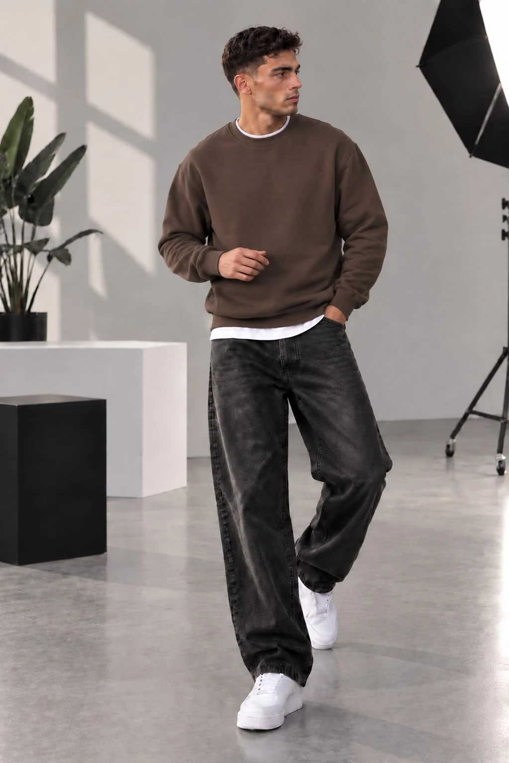 Kahverengi 3 İplik  Bisiklet Yaka Basic Erkek Sweatshirt